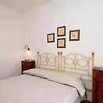 Solaria 3*