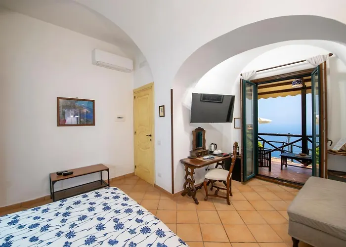 Solaria Nocleg ze śniadaniem 3*