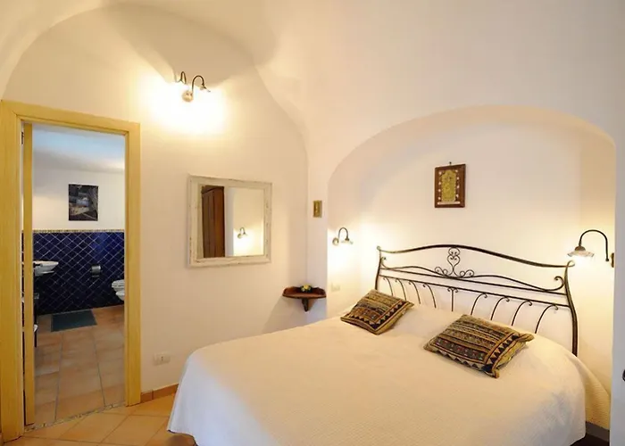 Solaria Nocleg ze śniadaniem 3*