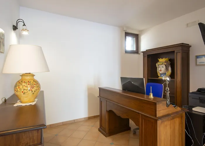 Solaria Nocleg ze śniadaniem 3*