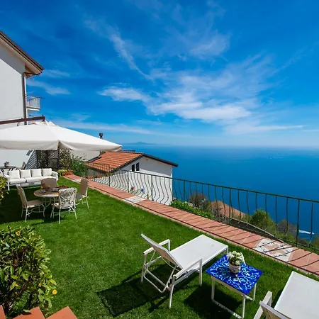 Solaria Bed & Breakfast 3*