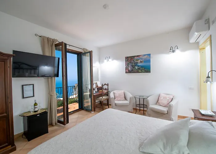 Solaria Bed & Breakfast 3*